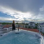 Апартаменты Aurea Attico Con Jacuzzi E Vista Mare Lignano