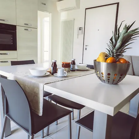 Appartamento Aurea Attico Con Jacuzzi E Vista Mare Lignano